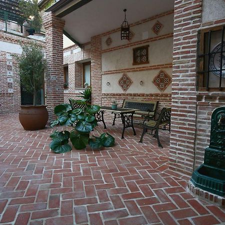 Apartmentos El Alfar Del Sacramento 托萊多 外观 照片