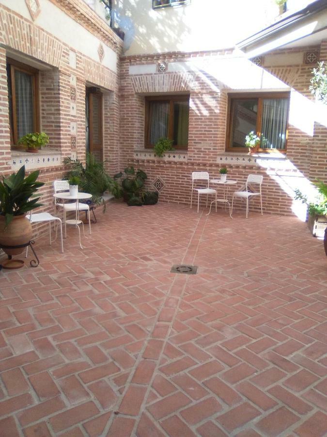 Apartmentos El Alfar Del Sacramento 托萊多 外观 照片